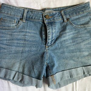 New York & Company stretch denim shorts